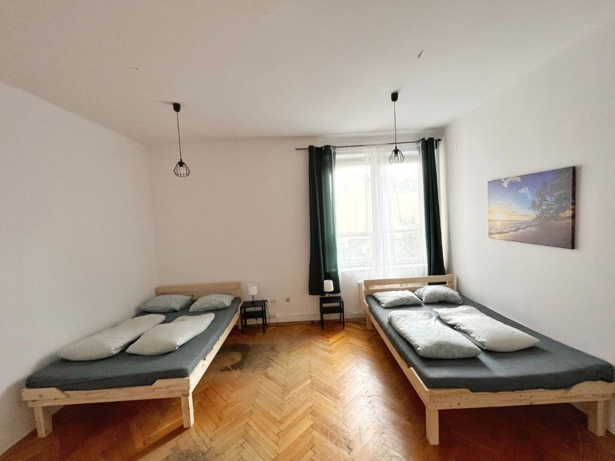 Nice View Rooms In Old Town Krakkó Kültér fotó